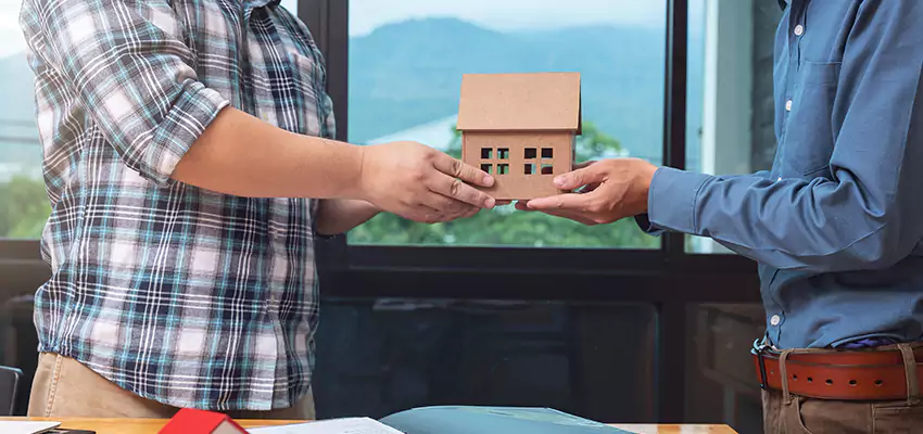 How We Determine Your Sell House with Reverse Mortgage Offer in Long Beach, NY?