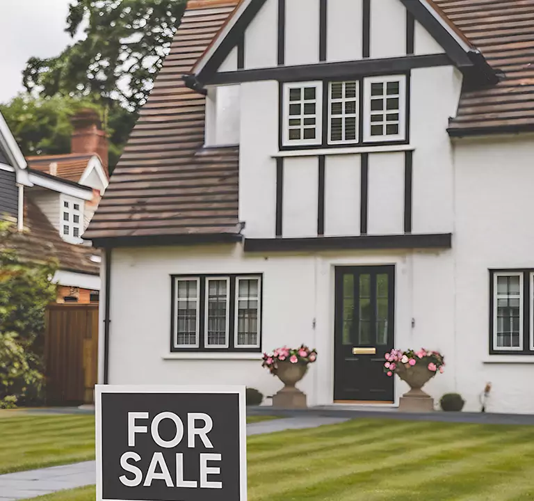 The Top-Rated Buyer to Sell House Off Market in Long Beach, NY